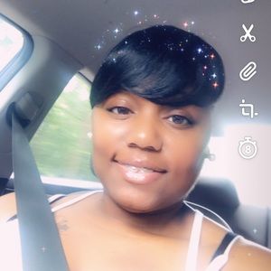 Meet your Posher, Tineka